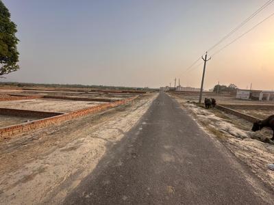 Image of 1000 Sq.ft Residential Plot / Land for sale in New Jail Road, Lucknow for Rs. 998000