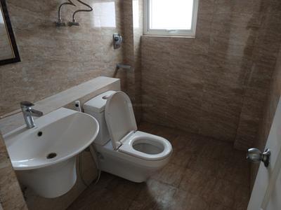 Image of 1976 Sq.ft 3 BHK Apartment / Flat for rent in Shree Vardhman Victoria, Sector 70, Gurgaon for Rs. 42000