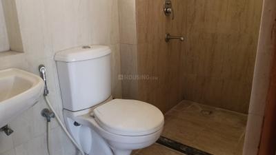 Image of 847 Sq.ft 3 BHK Apartment / Flat for rent in The 102, Joka, Kolkata for Rs. 18000
