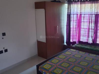 Bedroom Image of 1800 Sq.ft 3 BHK Villa for rent in Aluva Kochi for Rs. 40000