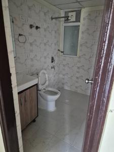 Image of 1600 Sq.ft 3 BHK Apartment / Flat for rent in Sethi Max Royal, Sector 76, Noida for Rs. 35000