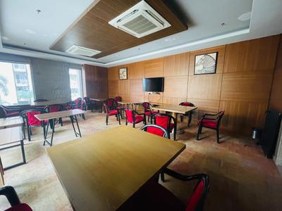 Hall Image of 1720 Sq.ft 3 BHK Apartment / Flat for sale in Emaar Palm Gardens, Sector 83 Gurgaon for Rs. 22000000