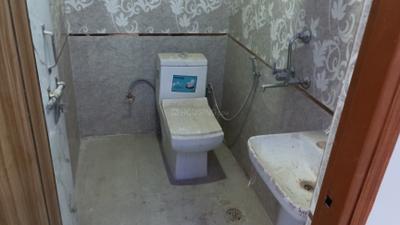 Image of 1800 Sq.ft 2 BHK Apartment / Flat for sale in Aya Nagar, New Delhi for Rs. 3500000