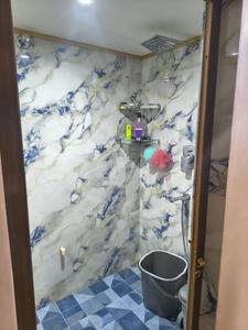 Bathroom Image of 410 Sq.ft 1 BHK Apartment / Flat for sale in Sree Krishna Apartment, Maniktala Kolkata for Rs. 1700000