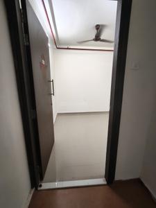 Bedroom Image of 700 Sq.ft 2 BHK Apartment / Flat for rent in Puraniks Stella Grand Central, Thane West Thane for Rs. 38000