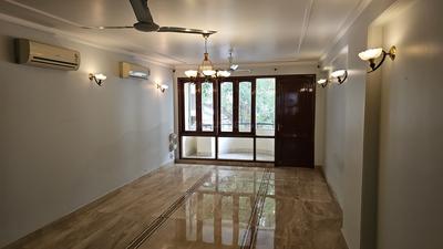 Living Room Image of 3300 Sq.ft 3 BHK Apartment / Flat for sale in Ambience Lagoon, DLF Phase 3 Gurgaon for Rs. 59500000