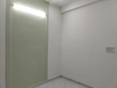 Bedroom Image of 750 Sq.ft 2 BHK Apartment / Flat for sale in Kambakshpur Noida for Rs. 3086400