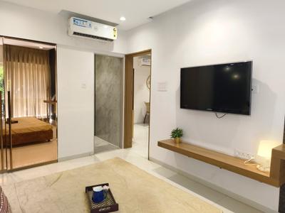 Bedroom Image of 710 Sq.ft 2 BHK Apartment / Flat for sale in Romell Orbis, Jogeshwari East Mumbai for Rs. 17500000
