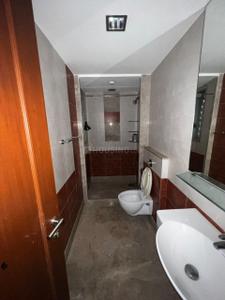 Image of 1700 Sq.ft 4 BHK Apartment / Flat for rent in Rajlaxmi Residency, Khar East, Mumbai for Rs. 360000