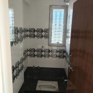 Bathroom Image of 1130 Sq.ft 3 BHK Apartment / Flat for rent in Adgaon Nashik for Rs. 16000
