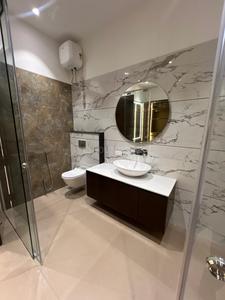 Bathroom Image of 6500 Sq.ft 4 BHK Independent House for sale in Aarone Countywalk Villa, County Walk Township Indore for Rs. 65000000