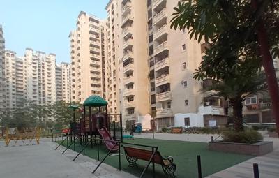 Image of 1834 Sq.ft 3.5 BHK Apartment / Flat for sale in Amrapali Silicon City, Sector 76, Noida for Rs. 20700000