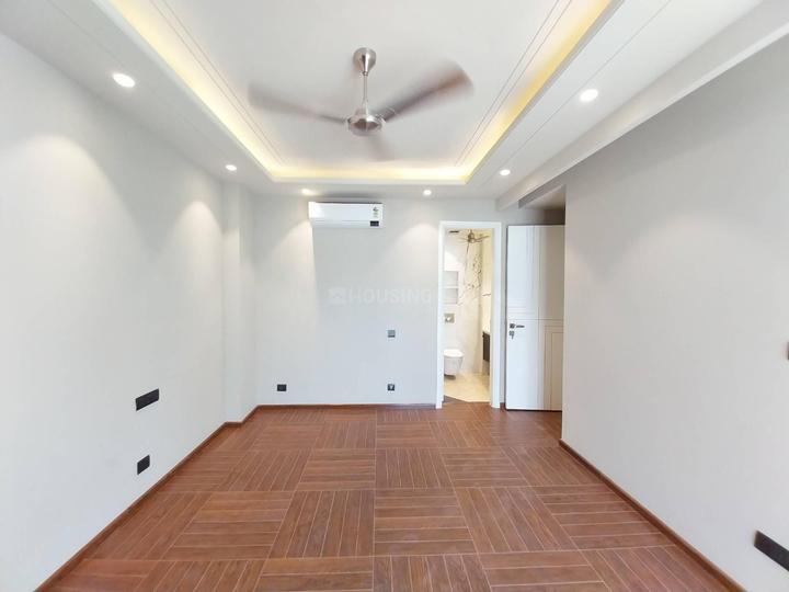 Green Park Extension Main Image 1