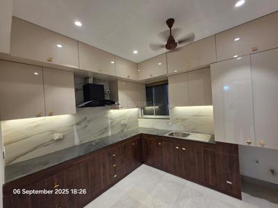 Kitchen Image of 2050 Sq.ft 4 BHK Apartment / Flat for rent in Kolapakkam Chennai for Rs. 60001