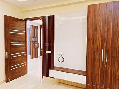 Bedroom Image of 3000 Sq.ft 4 BHK Builder Floor for rent in Sector 10 Gurgaon for Rs. 60000