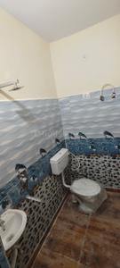 Bathroom Image of 600 Sq.ft 2 BHK Independent House for rent in Burari New Delhi for Rs. 11000
