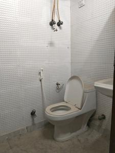 Bedroom One Image of 950 Sq.ft 2 BHK Apartment / Flat for sale in Shubham Apartments, Shalimar Garden Ghaziabad for Rs. 6000000