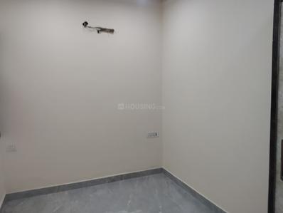 Bedroom Image of 1000 Sq.ft 3 BHK Builder Floor for sale in Krishna Nagar New Delhi for Rs. 12500000