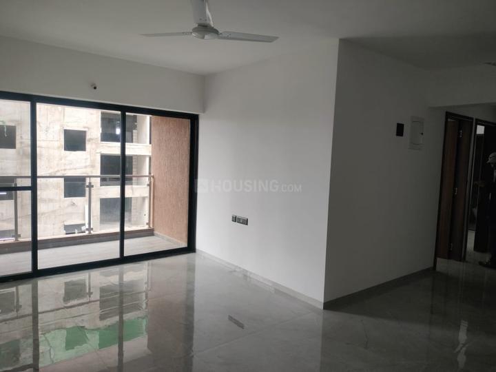 Unique Youtopia Main Image 1