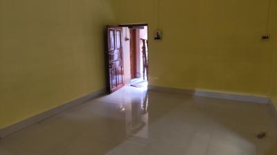 Living Room Image of 1500 Sq.ft 3 BHK Duplex for rent in Regent Park Kolkata for Rs. 19000