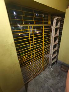 Balcony Image of 350 Sq.ft 1 BHK Independent House for rent in Purba Barisha Kolkata for Rs. 6000