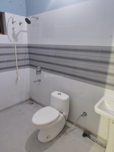 Bathroom Image of 2250 Sq.ft 2 BHK Builder Floor for rent in Ajabpur Khurd Dehradun for Rs. 13000