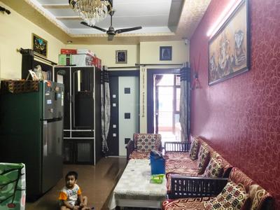 Living Room Image of 850 Sq.ft 2 BHK Apartment / Flat for sale in Indirapuram Ghaziabad for Rs. 9000000