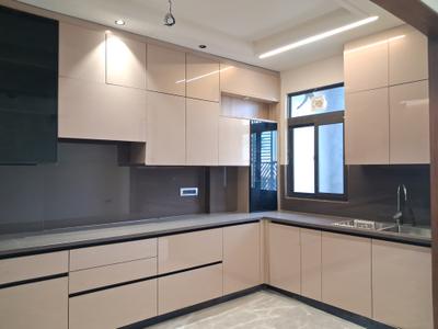 Kitchen Image of 2250 Sq.ft 4 BHK Builder Floor for sale in Paschim Vihar New Delhi for Rs. 46500000