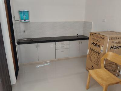 Kitchen Image of 776 Sq.ft 1 BHK Apartment / Flat for rent in Chala Vapi for Rs. 7000