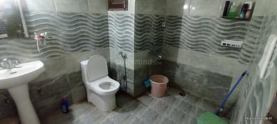 Bathroom Image of 2300 Sq.ft 3 BHK Apartment / Flat for sale in Shiwalik Avenue II, Kharar Mohali for Rs. 8500000
