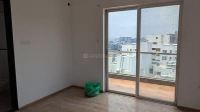 Bedroom Image of 2000 Sq.ft 3 BHK Apartment / Flat for sale in Kolte Patil 24K Sereno, Baner Pune for Rs. 30000000