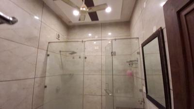 Bathroom Image of 7000 Sq.ft 7 BHK Independent House for rent in Sliver Silver City Greens, Nabha Zirakpur for Rs. 125000