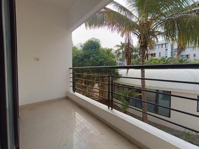 Balcony Image of 1450 Sq.ft 3 BHK Farm House for sale in New Alkapuri Vadodara for Rs. 5800000