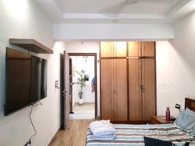 Bedroom Image of 3600 Sq.ft 4 BHK Apartment / Flat for sale in Logix Blossom County, Sector 137 Noida for Rs. 32000000