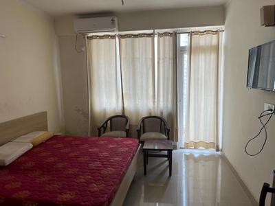Bedroom Image of 409 Sq.ft 1 RK Apartment / Flat for rent in Habitech Panchtatva Phase 1, Noida Extension Greater Noida for Rs. 14000
