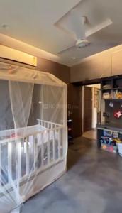 Bedroom Image of 3000 Sq.ft 4 BHK Duplex for sale in Rishi Tower, Andheri West Mumbai for Rs. 90000000