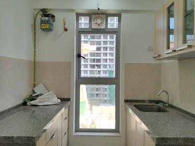 Kitchen Image of 800 Sq.ft 2 BHK Apartment / Flat for rent in Ashar Axis, Thane West Thane for Rs. 42000