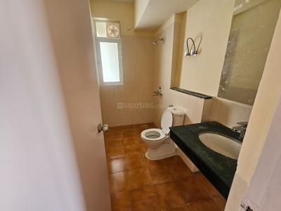 Bathroom Image of 1640 Sq.ft 3 BHK Apartment / Flat for sale in Jaypee Kensington Park Apartments, Sector 133 Noida for Rs. 15000000