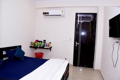 Bedroom Image of HelloWorld Downtown in Sushant Lok Phase 1, Gurgaon