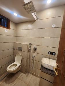 Bathroom Image of 1450 Sq.ft 3.5 BHK Builder Floor for sale in Janakpuri New Delhi for Rs. 22500000