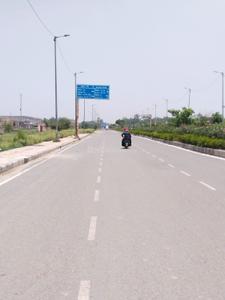 Image of 60 Sq.ft Residential Plot / Land for sale in Sector 29 Rohini, New Delhi for Rs. 17000000