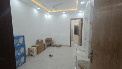 Living Room Image of 900 Sq.ft 2 BHK Builder Floor for rent in Moti Nagar New Delhi for Rs. 30000