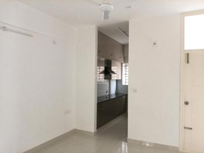 Living Room Image of 569 Sq.ft 1 BHK Apartment / Flat for rent in K R Puram Bengaluru for Rs. 20000