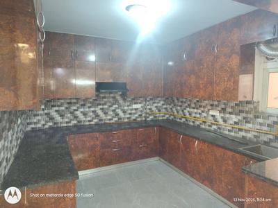 Kitchen Image of 2200 Sq.ft 4 BHK Apartment / Flat for sale in Logix Blossom County, Sector 137 Noida for Rs. 26000000