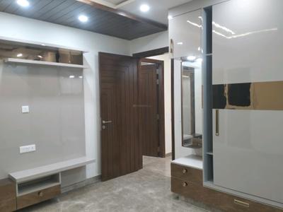 Bedroom Image of 1800 Sq.ft 3 BHK Builder Floor for sale in Vikaspuri New Delhi for Rs. 36000000