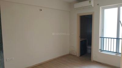 Bedroom Image of 1750 Sq.ft 3 BHK Apartment / Flat for sale in DLF Regal Gardens, Sector 90 Gurgaon for Rs. 21000000
