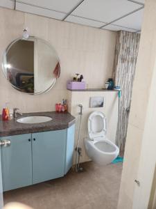 Bathroom Image of 1550 Sq.ft 3 BHK Apartment / Flat for sale in Duville Riverdale Residences I, Kharadi Pune for Rs. 20500000