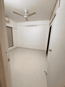 Image of 800 Sq.ft 2 BHK Apartment / Flat for sale in Mahim, Mumbai for Rs. 26500000