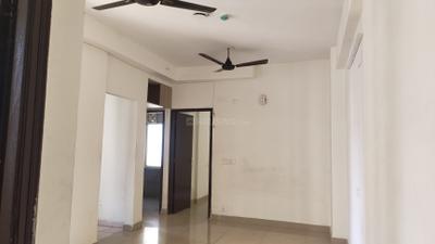 Living Room Image of 915 Sq.ft 2.5 BHK Apartment / Flat for rent in Amrapali Dream Valley 2, Noida Extension Greater Noida for Rs. 19000