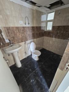 Bathroom Image of 1820 Sq.ft 3 BHK Apartment / Flat for sale in Panchsheel Greens 2 Villa, Noida Extension Greater Noida for Rs. 18000000